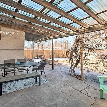Denver Apt With Patio And Large Yard, 4 Mi To Downtown